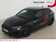 Audi RS3, Sportback VMAX BlackEd B&OPrem A, Jahr 2023 - Wackersdorf