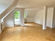 ***FREUNDLICHE DG-WOHNUNG MIT TERRASSE, LIFT UND PKW-SP AM STADTPARK*** - Chemnitz