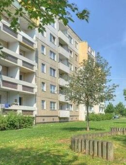 Studis aufgepasst: 2 Zimmer mit Balkon und Aufzug - Halle (Saale)