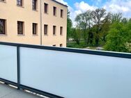 Moderne 2-Raum-Wohnung mit großem Balkon, Abstellraum und Einbauküche - Stadtnah im Grünen - Cottbus