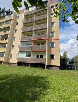 Preiswerte 2- Raum Eigentumswohnung (1.OG) im grünen Stadtteil von Gera, in Bieblach Ost. - Gera