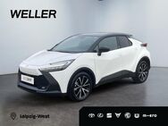 Toyota C-HR, 1.8 Hybrid Team D el Heck, Jahr 2024 - Leipzig Alt-West