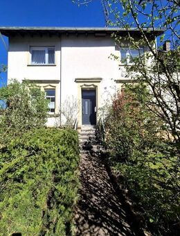 Liebevoll erhaltenes Bauernhaus mit 3 modernisierten Wohneinheiten, ideal für kreative Wohnkonzepte - Blieskastel