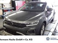 VW T-Roc, 1.5 TSI Life, Jahr 2023 - Blomberg (Nordrhein-Westfalen)