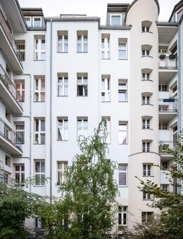 Investieren in Toplage Wilmersdorf: Stilvoller Altbauklassiker - 5-Zi.-Wohnung mit Balkon! vermietet - Berlin