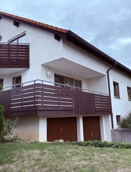 GROSSZÜGIGE 4,5-ZIMMERWOHNUNG MIT GARAGE - Bad Friedrichshall