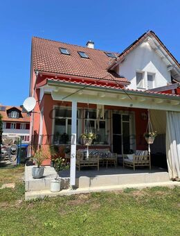 Stilvolle Doppelhaushälfte mit historischem Flair - Klettgau