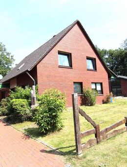 ***Europa-Makler*** Renovierungsbedürftiges 1-2 Familienhaus mit Garage, gelegen in Nordhorn-/Oorde - Nordhorn