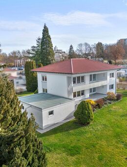 Ein Angebot der besonderen Art! Großzügiges Einfamilienhaus im Villenstil und großem Grundstück - Laupheim