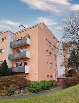 Dachterrassenwohnung! Gepflegte 3-Zimmer-Wohnung großzügiger Dachterrasse in Krailling - Krailling
