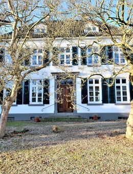 Villa mit Gästehaus auf großem Grundstück mit perfekter Lage - Kleve (Nordrhein-Westfalen)