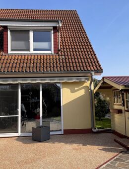 Reihenendhaus in ruhiger Lage mit Terrasse Stellplatz Zentrumsnahe Lage - Fürstenwalde (Spree)