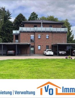 KfW 55-Effizienzhaus: Neuwertige Erdgeschosswohnung mit EBK, Terrasse, Garten & Carport in Wiesmoor - Wiesmoor