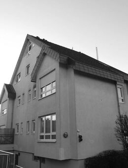 Lichtdurchflutete Traumwohnung mit Südbalkon und moderner Einbauküche! - Hattersheim (Main)