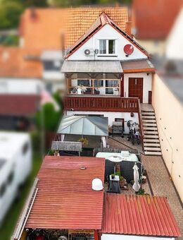 Einfamilienhaus mit Einliegerwohnung & Pferdehaltung in Trendelburg-Stammen - Trendelburg