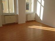 Schöne helle 3 Raum Wohnung mit Balkon, am Marktplatz. Nachmieter gesucht - Kamenz