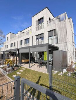 RESERVIERT / Von Privat: Familienfreundliches KfW40 Townhouse (ERH) - Norderstedt