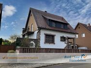 Freistehendes Einfamilienhaus mit unverbaubarem Weitblick in ruhiger Lage von Spiesen-Elversberg - Spiesen-Elversberg