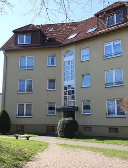 Geräumige 2- Zimmer Dachgeschoss-Wohnung in Lev.- Quettingen mit Wohnberechtigungsschein - Leverkusen