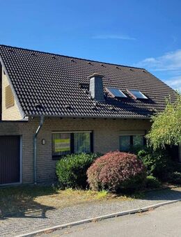 Einfamilienhaus mit Einliegerwhg. (sep.Zugang), 2 Garagen, ruhige Sackgassenlage, Ründeroth - Engelskirchen