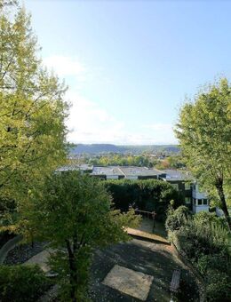 Renoviert! Seniorenfreundliche Gelegenheit in Essen-Kettwig mit fantastischem Fernblick/Aufzug - Essen