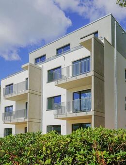Neubau, Erstbezug | Attraktive 2-Zimmer-Wohnung mit großem Balkon und Tiefgaragenstellplatz - Norderstedt