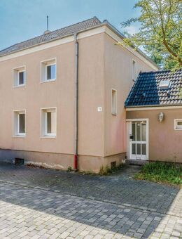 Modernes Wohnen in Bergkamen: Frisch renovierte Doppelhaushälfte wartet auf Sie! - Bergkamen