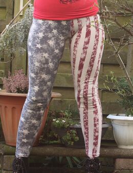 Verschiedene Leggings, Leggins, Hose eng, Gr. S - Düsseldorf