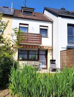 Perfekt für die junge Familie: Gemütliches Reihenhaus mit sonnigem Südgarten in toller Wohnlage von ER-Büchenbach - Erlangen