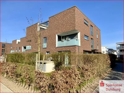 ** Neuwertig mit Garten und vielen Highlights **