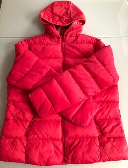 Damen Mädchen Steppjacke Kapuze Kapuzenjacke Rot Korallenrot Wattiert sehr Leicht und kuschelig Leistentaschen Gr. L - Albstadt