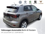 VW T-Cross, 1.0 TSI Style OPF (EURO 6d), Jahr 2020 - Berlin