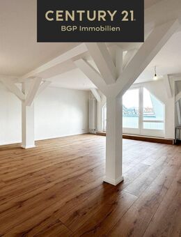 Drei-Zimmer-Dachgeschosswohnung in guter Lage - DG li. - Berlin