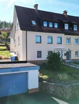 Raum für Ideen - gepflegte Doppelhaushälfte mit zwei Etagen zum Wohlfühlen - Partenstein