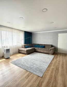 Leerstehende und sofort verfügbare 5,5-Zi.-Wohnung mit Carport, Balkon & EBK in Pattonville - Remseck (Neckar)