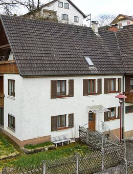 Charmantes Landhaus mit Potenzial ... Gartengrundstück . Nebengebäude - Sigmaringen