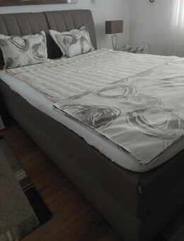 140 breit, 200 lang 60 hoch ein Boxspringbett - Oldenburg