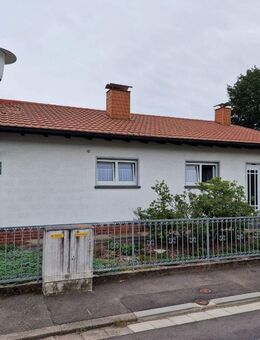 Freistehendes Einfamilienhaus mit traumhaftem Ausblick und schönem Grundstück - Homburg