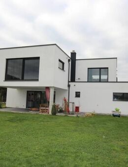 exklusives Einfamilienhaus in schöner Lage - 675 - Ering