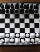 Schach- und weitere Gesellschaftsspiele für unterwegs in 51375