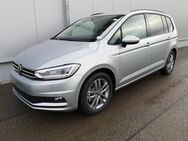 VW Touran, 1.5 TSI Comfortline, Jahr 2022 - Achern