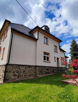 Große Villa mit großem Garten-viel Platz für verschiedene Nutzungsmöglichkeiten! - Pockau