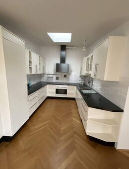 Großzügige hochwertige 2 ZKB mit EBK im Zentrum von Fulda - Fulda
