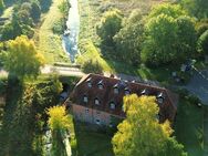 Sanierte, historische Wassermühle am Ufer der Ostpeene mit 6 Ferienwohnungen & Restaurant - Waren (Müritz) Zentrum