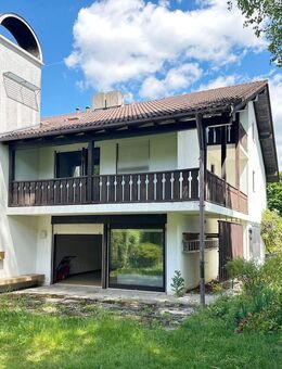 Idyllische Doppelhaushälfte mit großem Gestaltungspotential im begehrten Pullach - Pullach (Isartal)