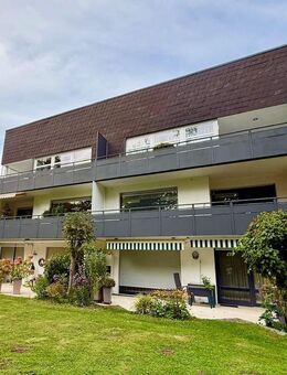 *** Attraktive Dachgeschosswohnung mit Blick ins Grüne *** - Georgsmarienhütte