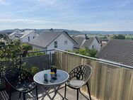 PROVISIONSFREI !!! Exklusive Maisonette-Wohnung mit traumhaftem Fernblick 2,5 Zimmer Hilzingen OT - Hilzingen
