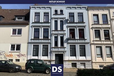 Mehrfamilienhaus mit 7 Wohneinheiten und kl. Gewerbefläche in Kiel-Hassee