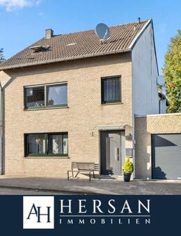 Freistehendes Einfamilienhaus mit drei Garagen und Wintergarten - Mehrgenerationenhaus geeignet! - Niederzier