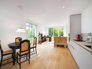 Lichterfüllte, wertige 2-Zi.-Gartenwohnung mit zwei Terrassen, direkt an der Würm, von HIM-Villenbau! - München
